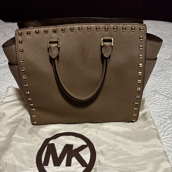 Bag - Picture 2 of 3